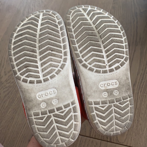 Girls Crocs by Drew Berrymore - Picture 4 of 4